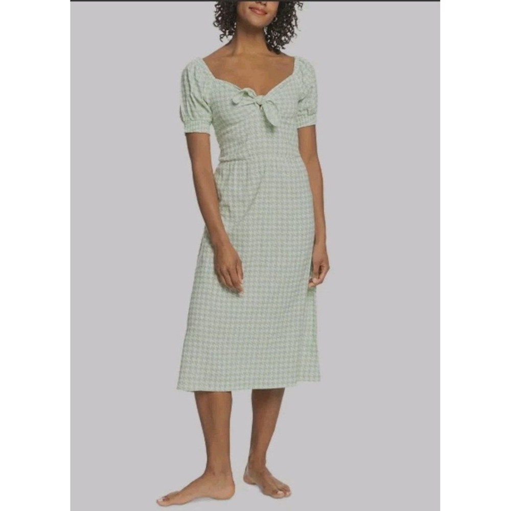 Roxy Smocked Midi  Womens Dress Houndstooth Green And White Summertime